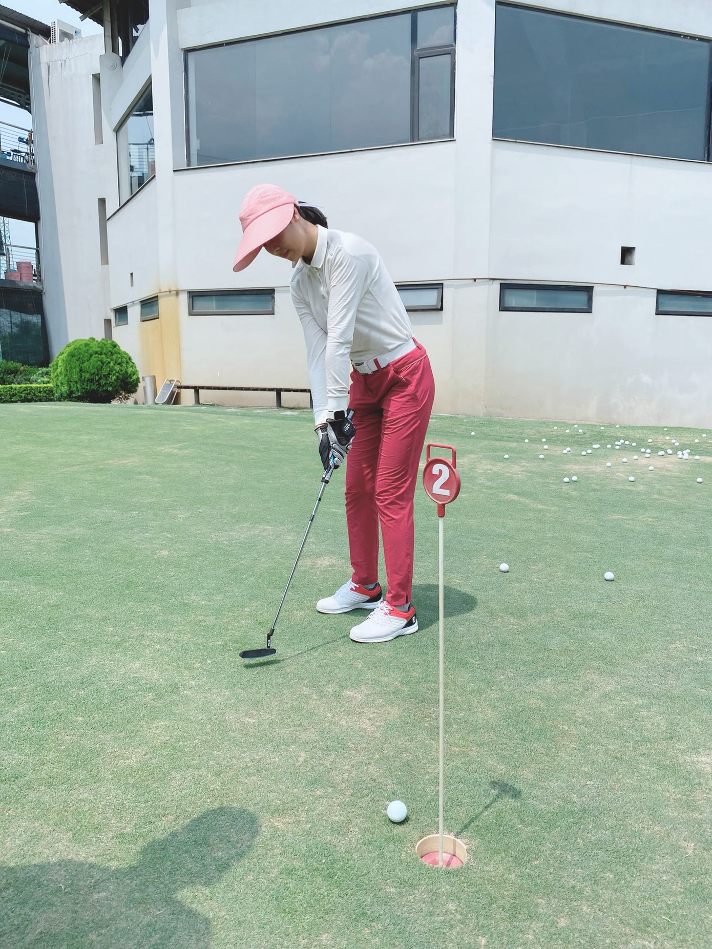 Hoa hậu Ngọc Hân tranh Cúp vô địch Tiền Phong Golf Championship 2020 ảnh 8