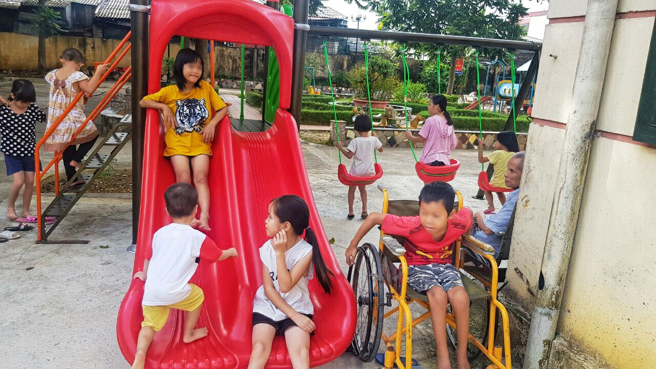 Nhói lòng với điều ước đêm Trung thu của trẻ mồ côi, khuyết tật miền sơn cước ảnh 5