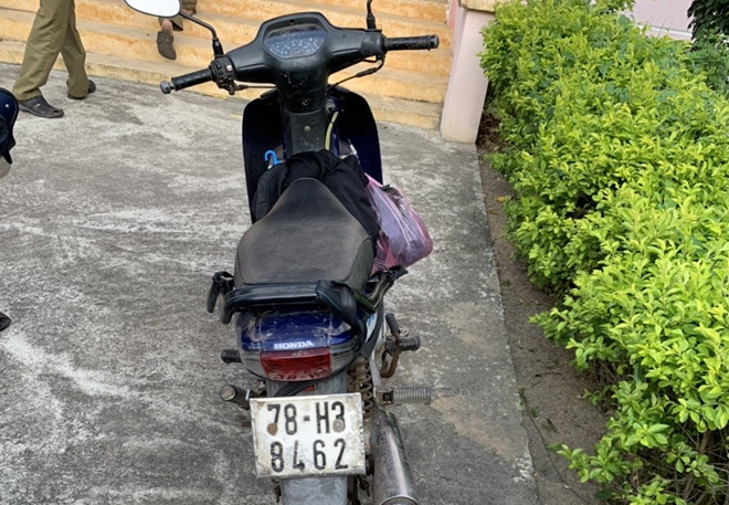 Cướp cầm dao khống chế 2 mẹ con trên xe khách ảnh 2