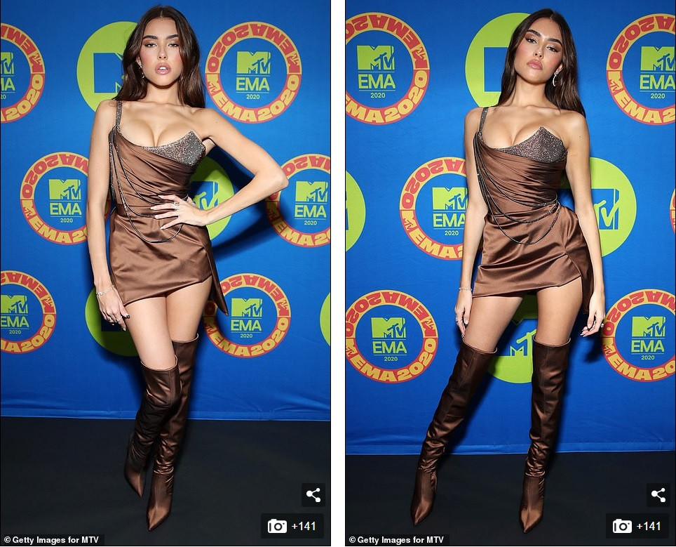 Dàn mỹ nhân khoe vòng 1 ‘khủng’ tại EMAs 2020, sao nam mặc váy ngắn gây 'sốc' ảnh 2