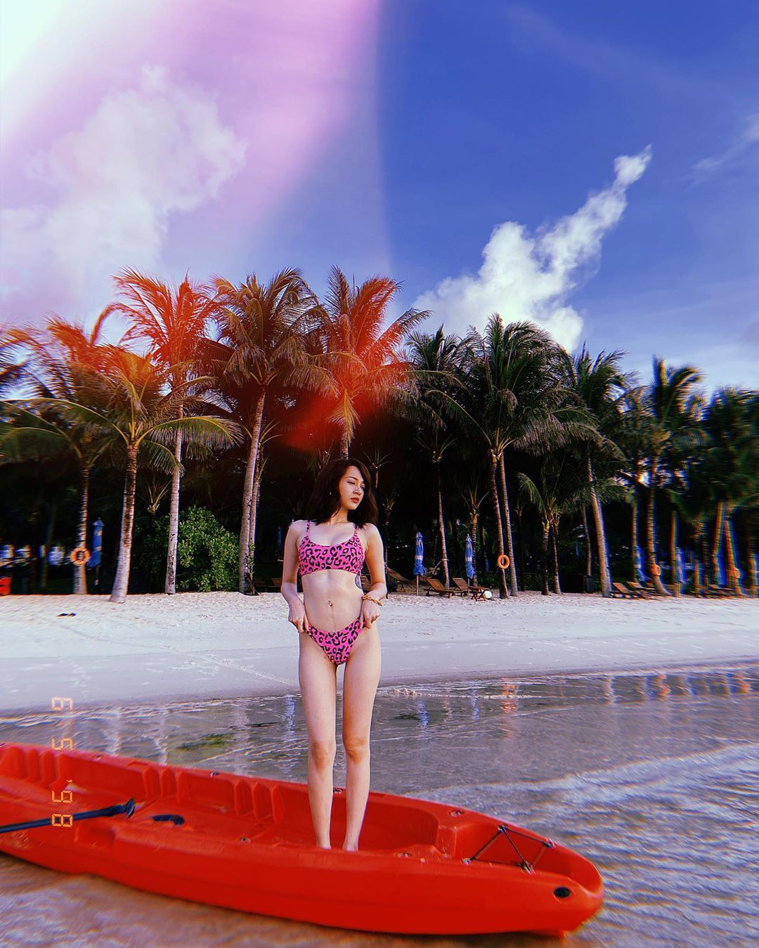 Bảo Anh khoe vòng ba căng mẩy với bikini họa tiết da báo ảnh 3