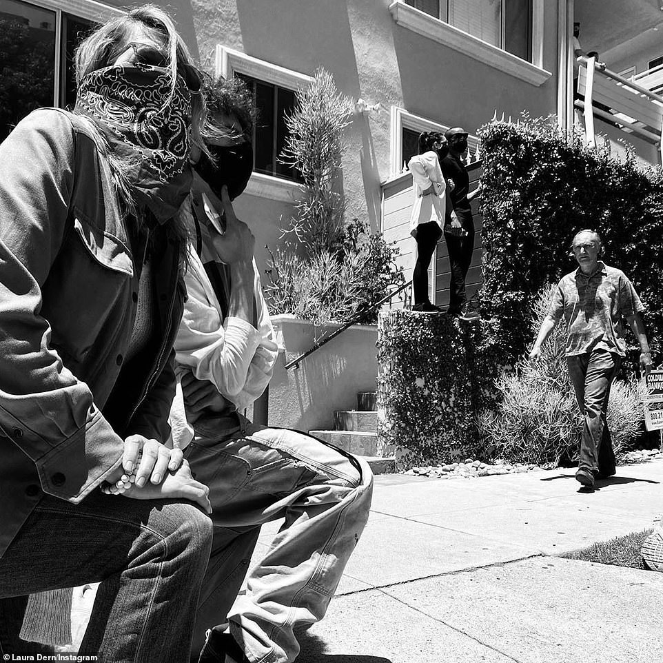 Loạt sao Hollywood liên tục xuống đường biểu tình ủng hộ người da đen ảnh 15