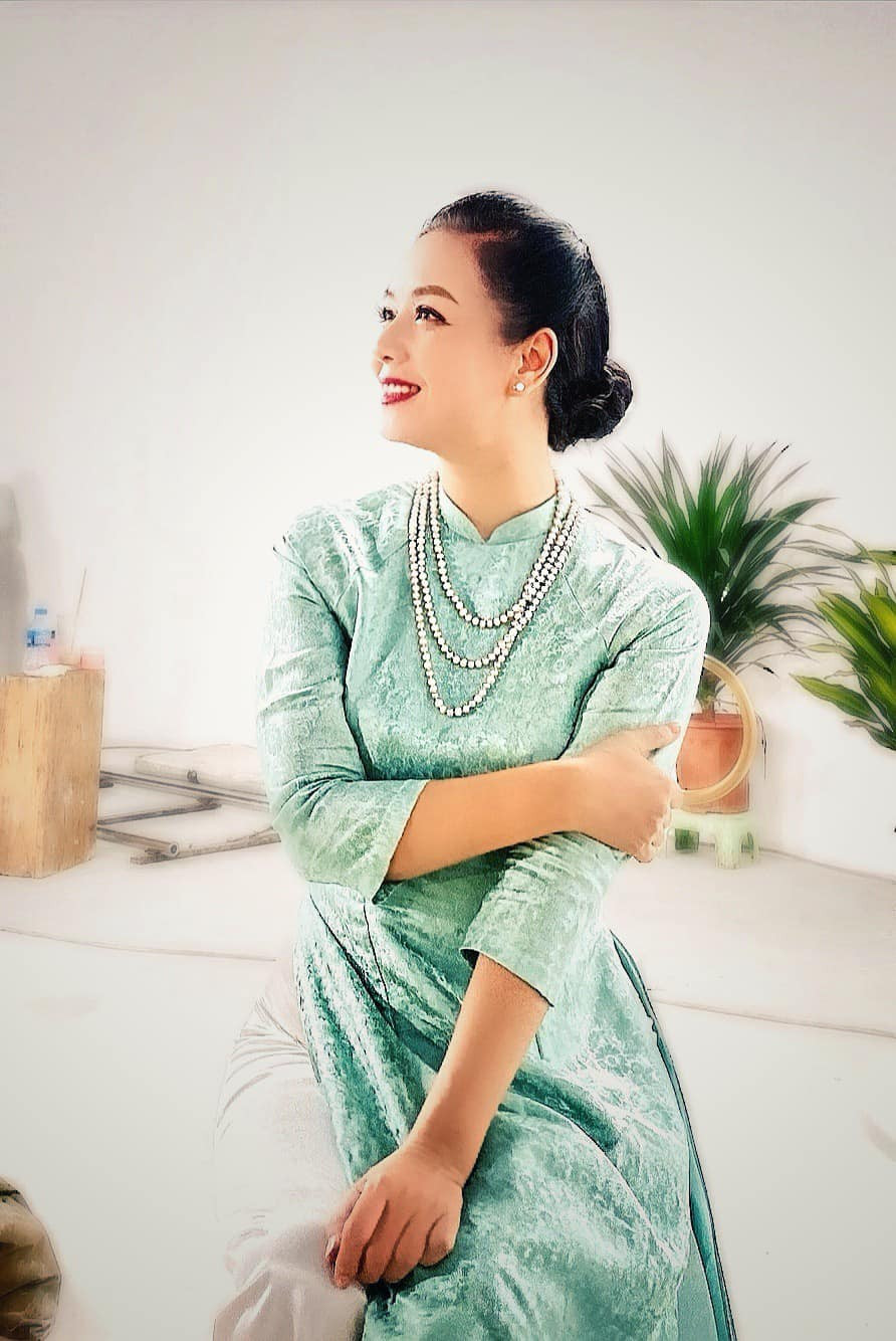 NSƯT Chiều Xuân gây bất ngờ với hai màn biến thân lạ lẫm ảnh 4