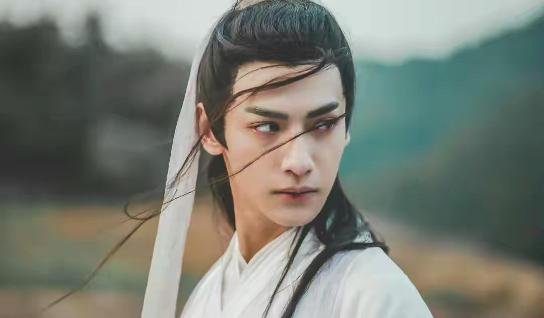 Mỗi lần xuất hiện trước công chúng, La Vân Hi lại khiến fan thêm lo lắng, lý do là đây! ảnh 1