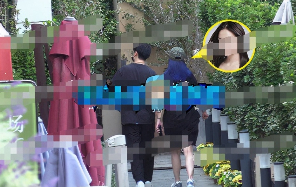 Triệu Vy lộ ảnh bên tình trẻ, hôn nhân của sao “Hoàn Châu Cách Cách” đang gặp trục trặc? ảnh 7