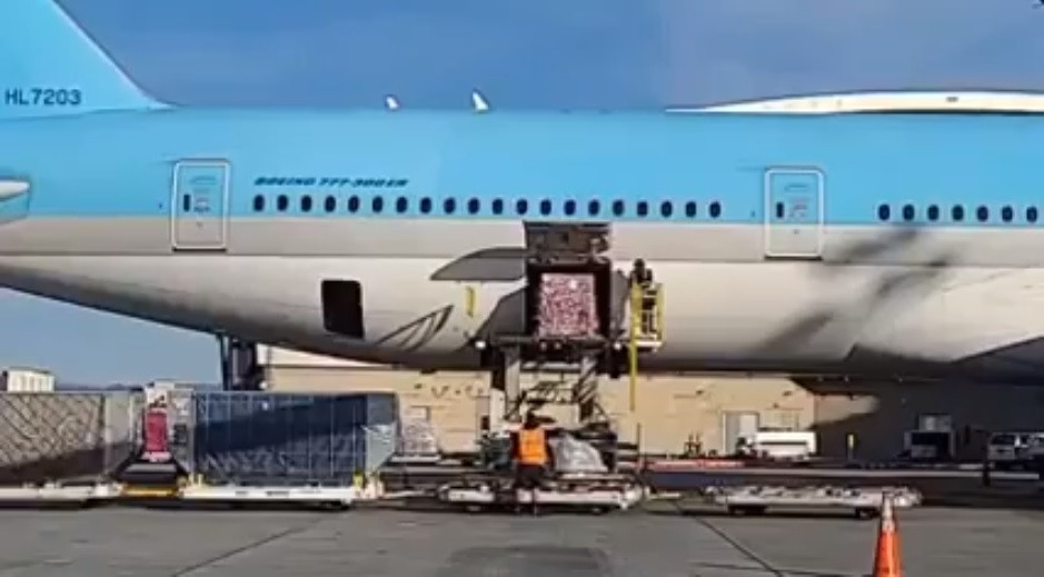 Tin mới nhất về tang lễ Chí Tài ở Mỹ: Môt ngày nữa vợ mới được gặp nam nghệ sĩ ảnh 1