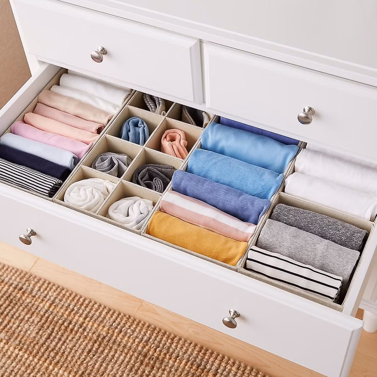Làm sao để có một tủ quần áo thật hoành tráng và “đâu vào đó“? ảnh 6