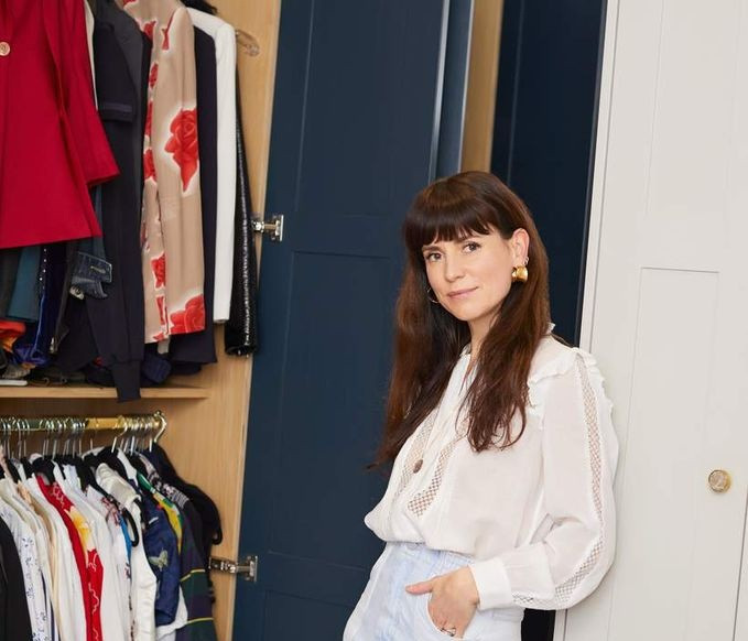 Giới thời trang sắp xếp tủ quần áo siêu hạng của họ thế nào để tiết kiệm thời gian nhất? ảnh 4