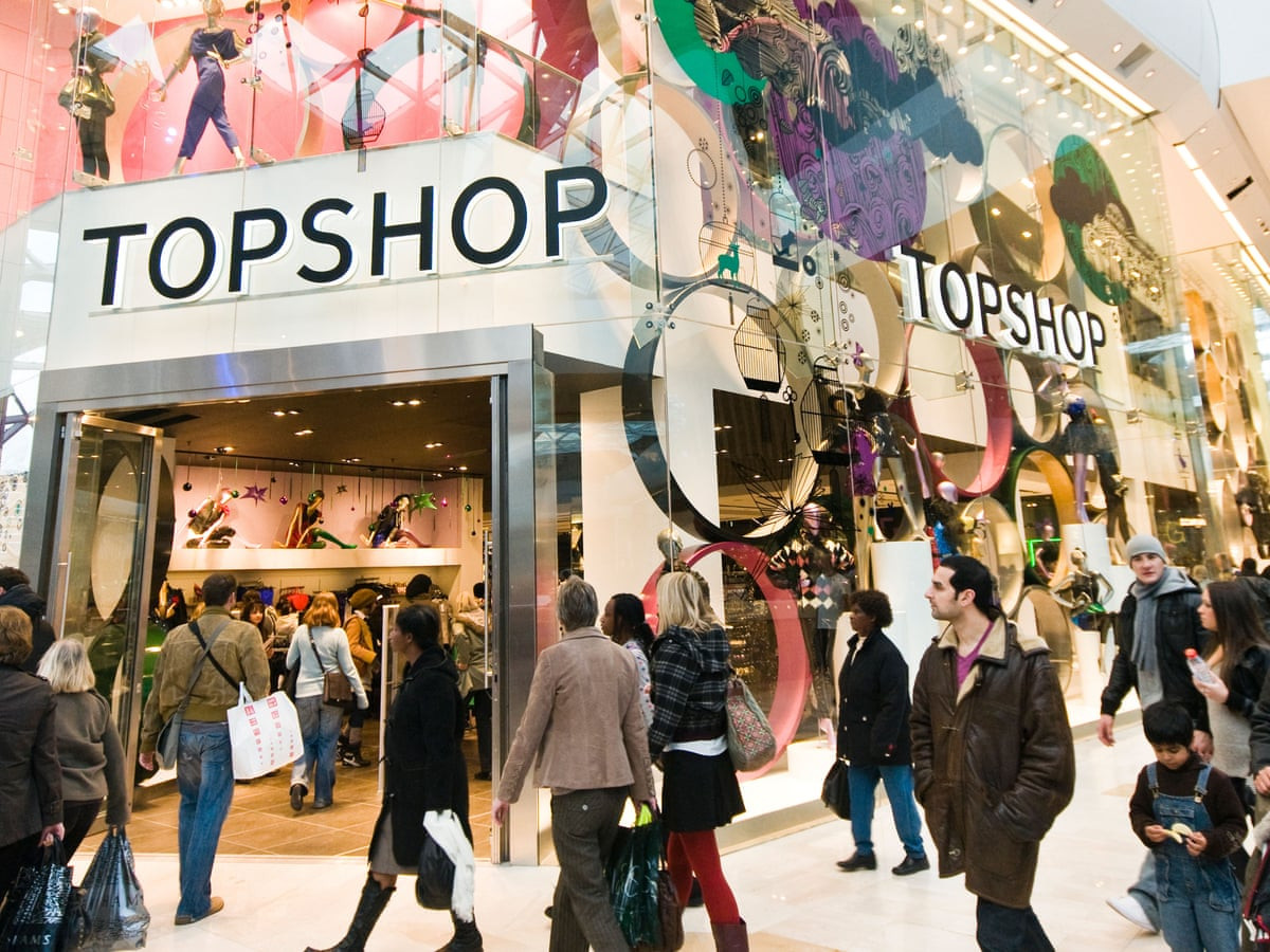 Loạt khẩu trang của Hoa hậu Đỗ Thị Hà và dàn sao: Xứng đáng được tổ chức show diễn riêng ảnh 10