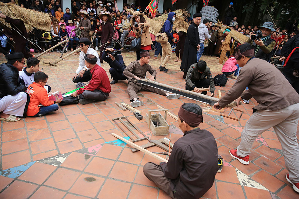 Độc đáo lễ hội trâu rơm bò rạ ngày xuân ảnh 13