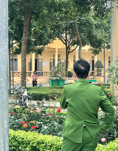 'Valentine không lời' nơi tuyến đầu chống dịch ảnh 2