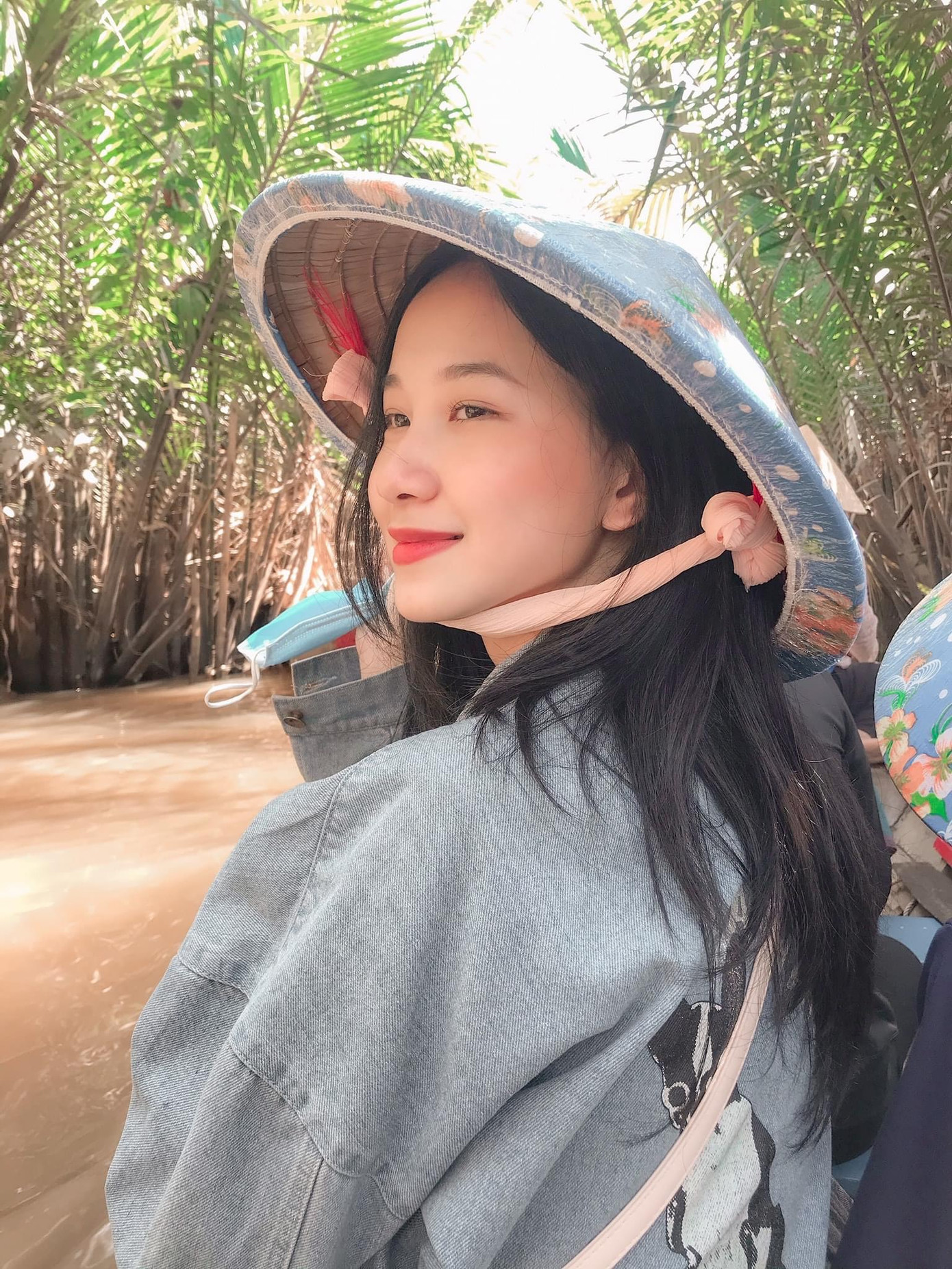 Người đẹp Du lịch Lê Trúc Linh ấn tượng về đất Mũi Cà Mau và ước mơ đặt chân tới cột cờ Lũng Cú ảnh 2