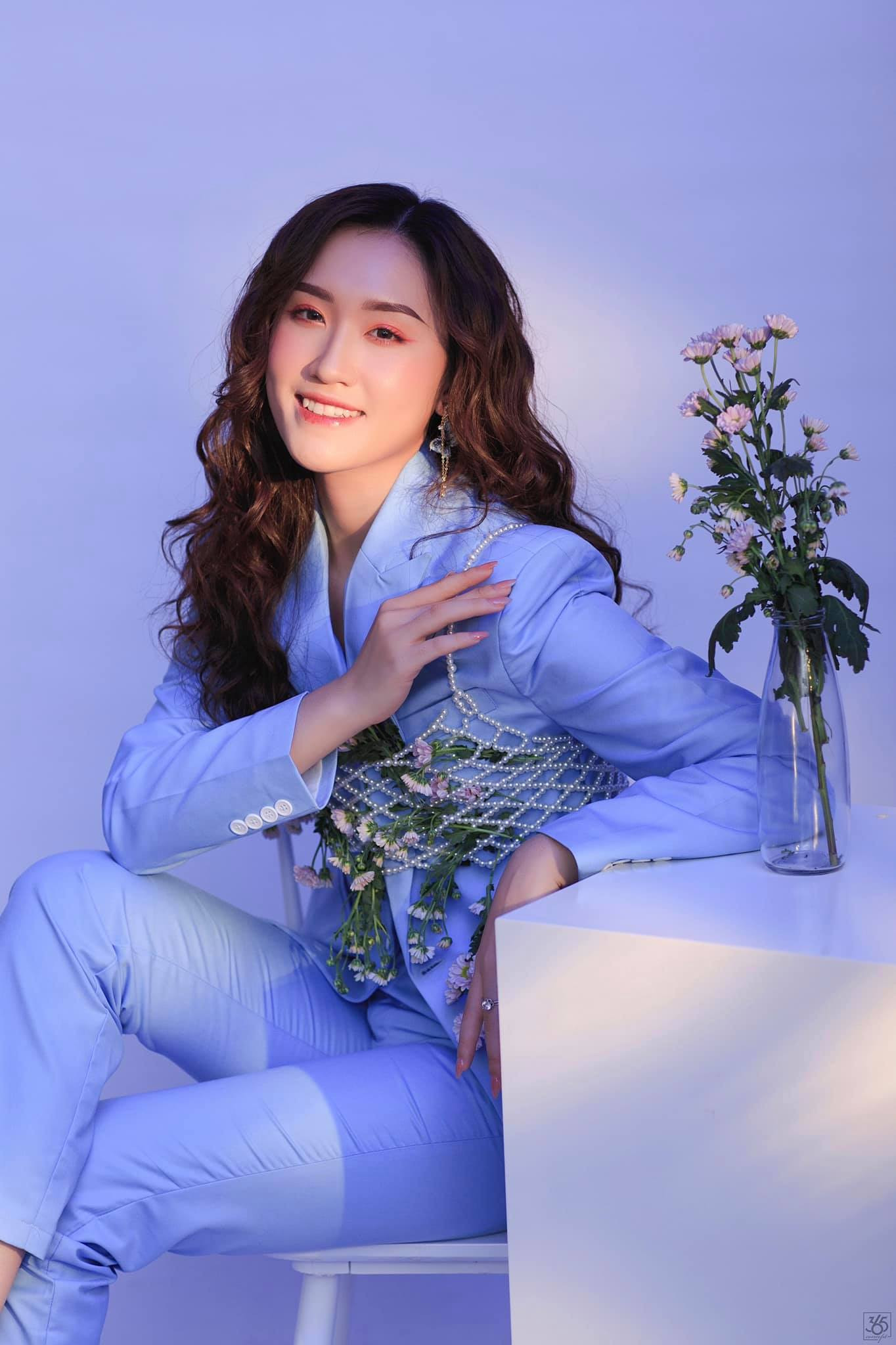 Nhan sắc yêu kiều của Người đẹp Hạ Long từng thi Hoa hậu Việt Nam ảnh 5