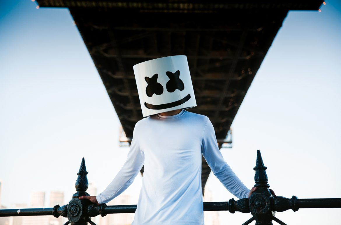 "Người bí ẩn" Marshmello và những lần “gây bão” cùng các ngôi sao nhạc Pop hàng đầu ảnh 2
