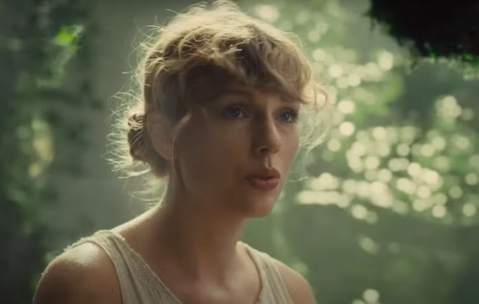 Review MV “cardigan”: Bản tình ca buồn bã, nhuốm màu hoài niệm của Taylor Swift ảnh 7