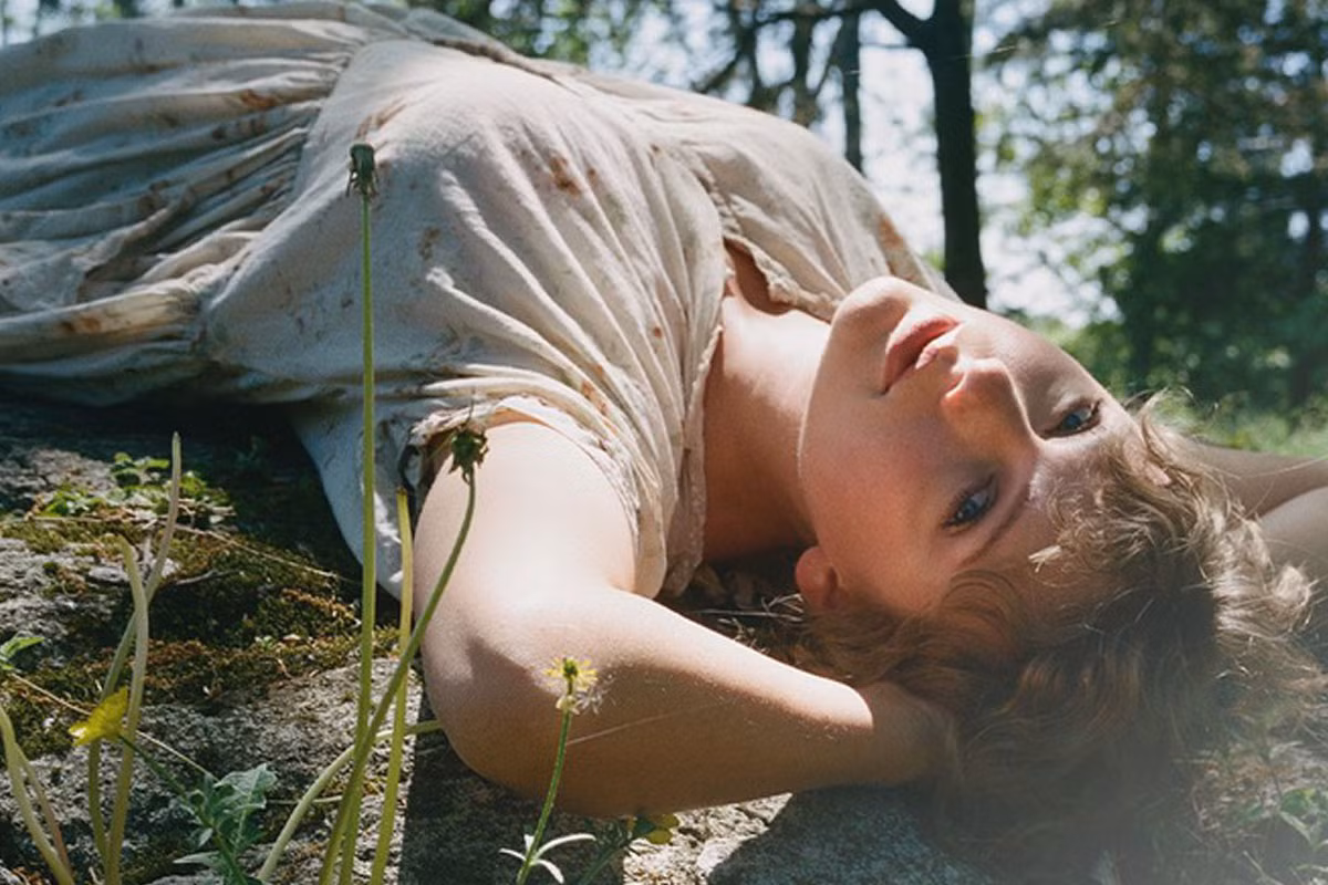 Lẽ nào “nhạc sĩ ma” trong album mới của Taylor Swift là nhân vật không-ai-ngờ-đến này? ảnh 1