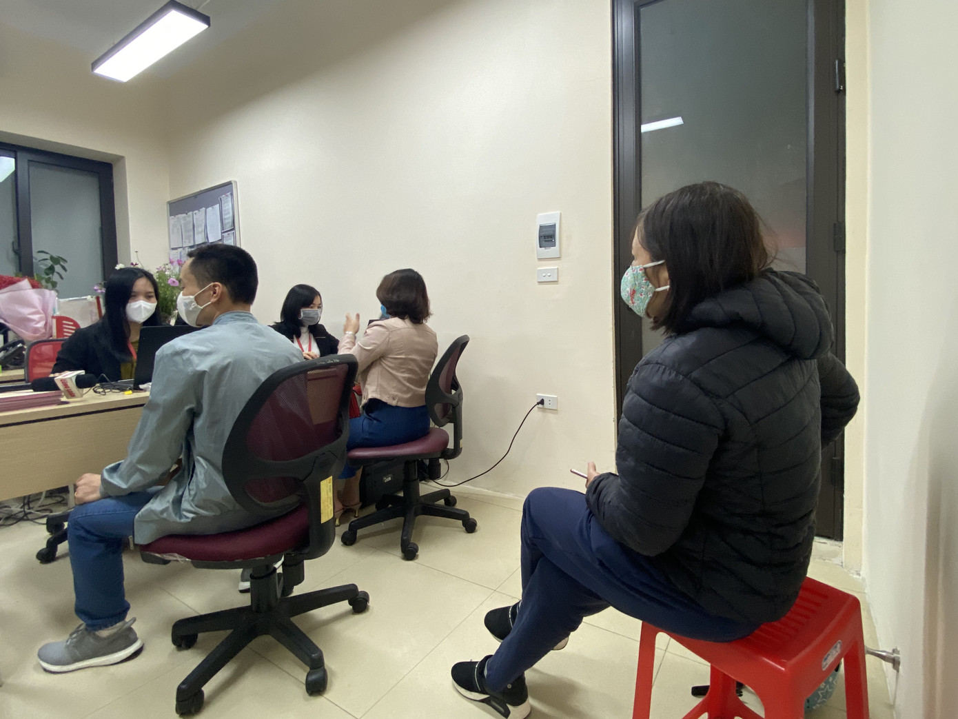 Nhiều nơi không còn cảnh xếp hàng, tiệm vàng đóng cửa ngày vía Thần tài ảnh 10