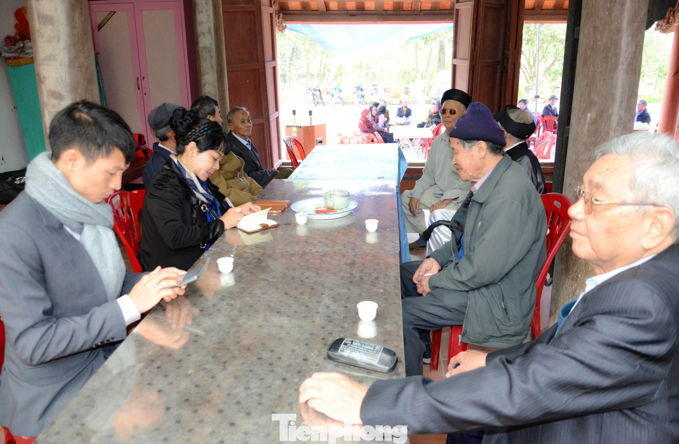 Rưng rưng kỳ lão khấn Minh Thề ảnh 5