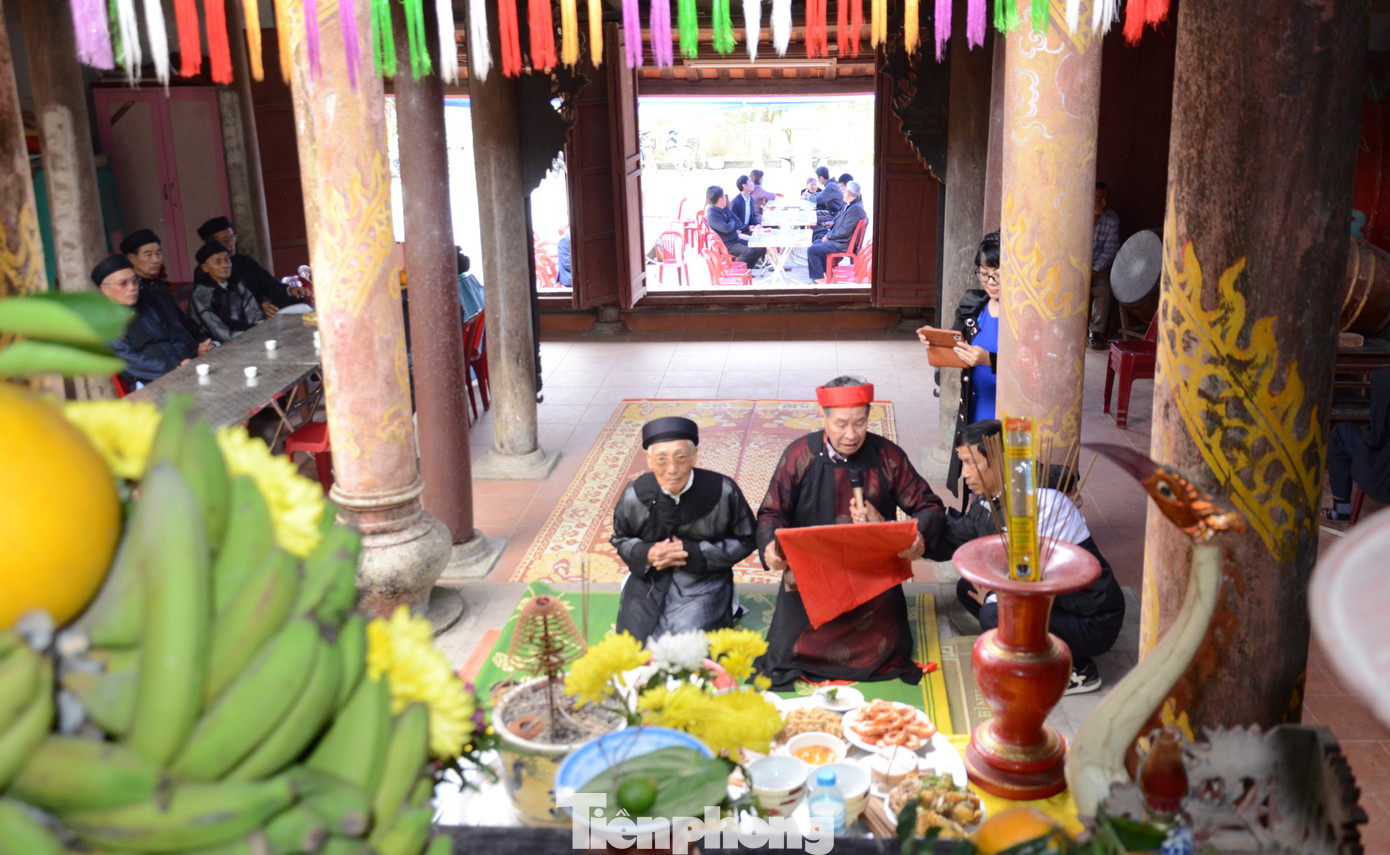 Rưng rưng kỳ lão khấn Minh Thề ảnh 4