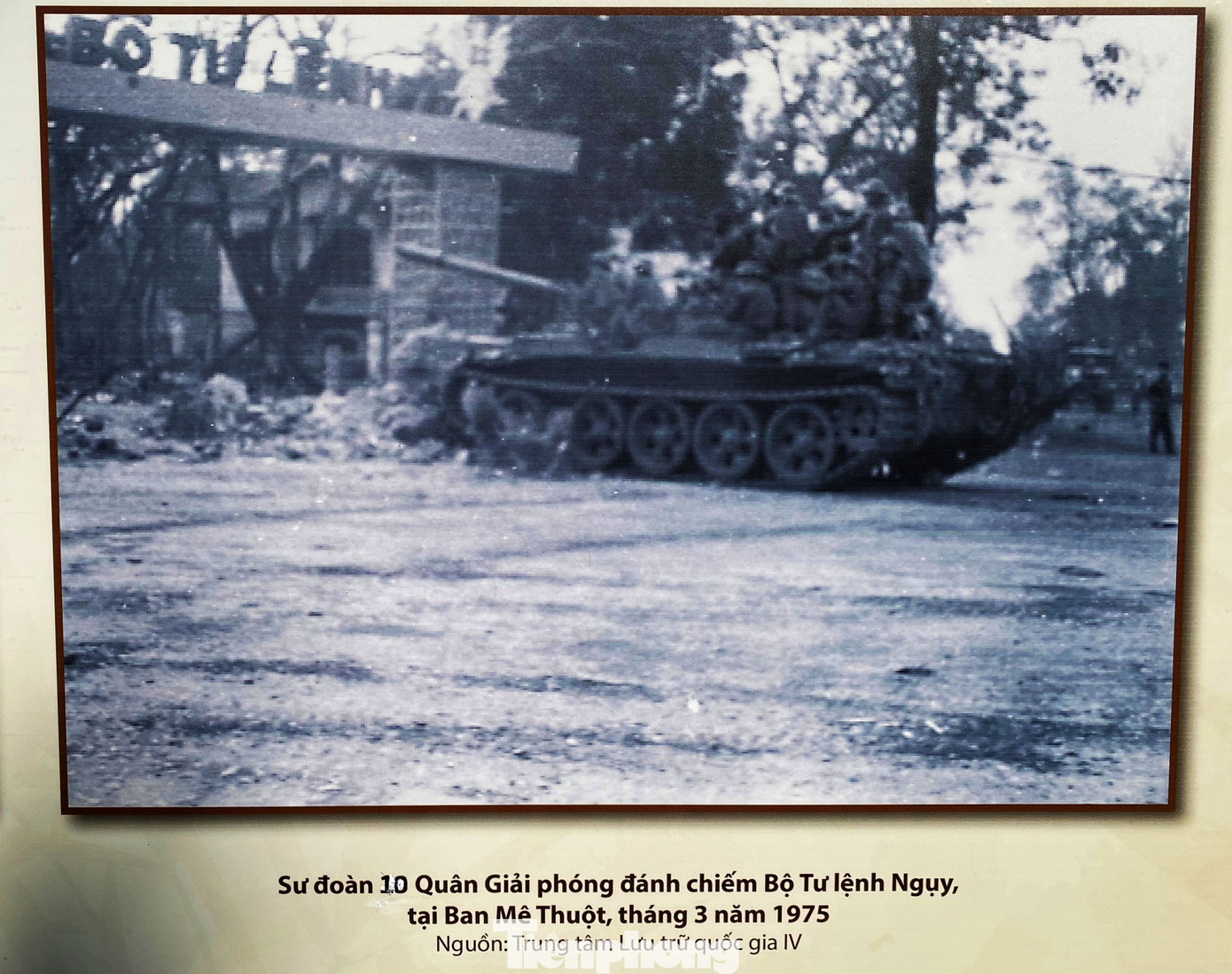 Triển lãm lịch sử dự trù tiêu tốn 800 triệu nhiều 'sạn' đến khó tin ảnh 10