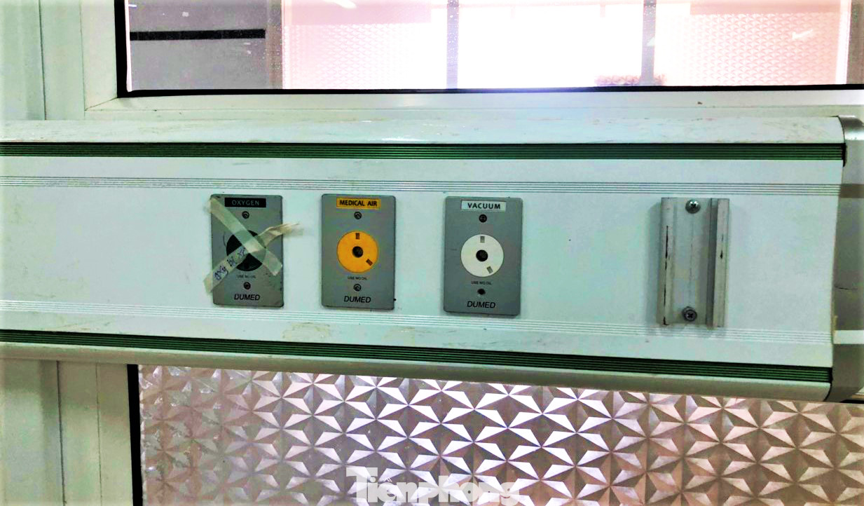 Bệnh viện Vùng 'nghìn tỷ' chưa nghiệm thu đã xuống cấp: Sở Y tế ra 'tối hậu thư' ảnh 7