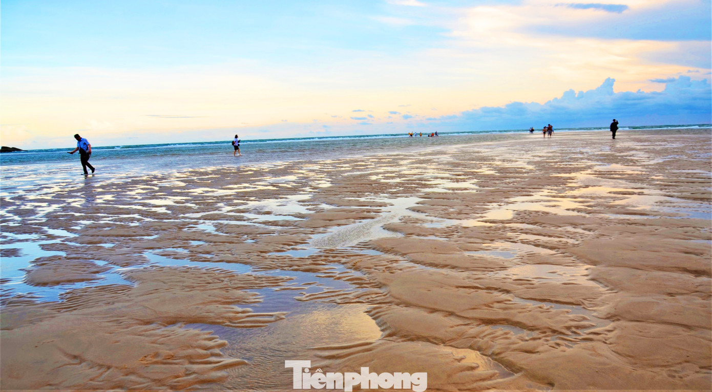 Kỳ thú những cung đường bộ xuyên biển ảnh 9