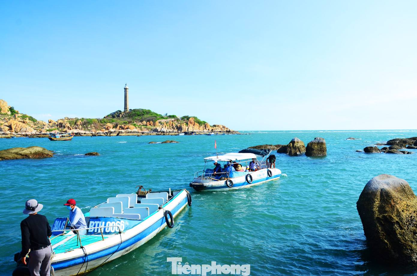 Kỳ thú những cung đường bộ xuyên biển ảnh 7