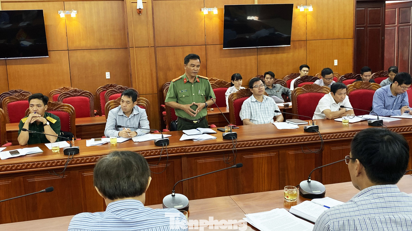 Trưởng phòng đánh tráo thân phận, Phó phòng bị 'tố' chưa tốt nghiệp THPT ảnh 2