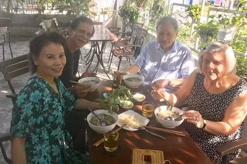 Ba năm yêu đương nồng cháy của Hà Hồ - Kim Lý đến kết đẹp mang song thai ảnh 10