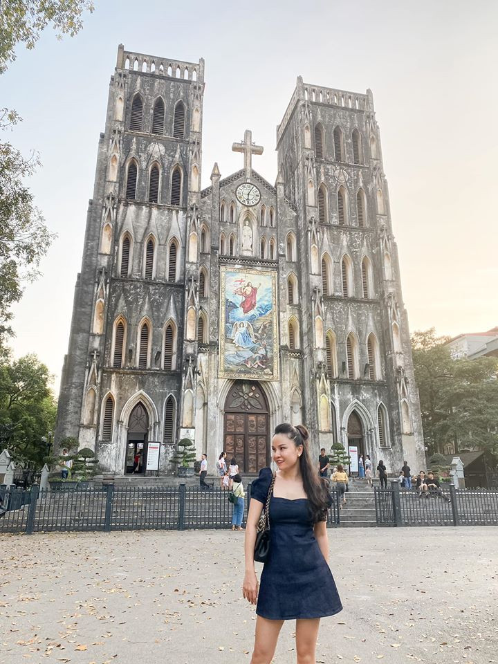 Thu Ngọc (Mây trắng) sánh đôi cùng trai trẻ sau 4 năm ly hôn? ảnh 4