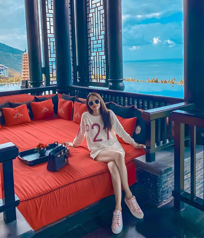 Phấn khích cực độ trước dàn trai cực phẩm, Hương Giang Idol không ngần ngại làm điều này ảnh 7