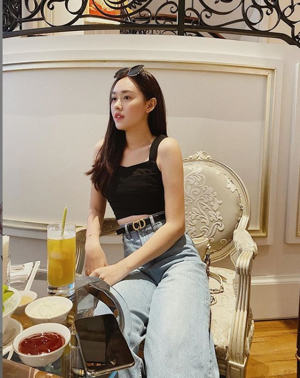 Hồ Ngọc Hà chia sẻ clip nhảy nóng bỏng giữa tin mang song thai với Kim Lý ảnh 12