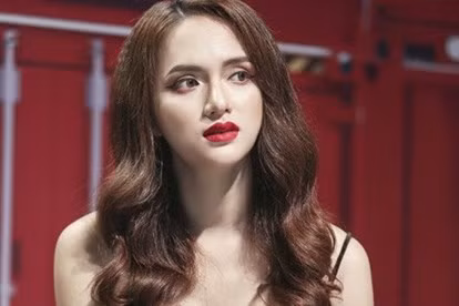 Phấn khích cực độ trước dàn trai cực phẩm, Hương Giang Idol không ngần ngại làm điều này ảnh 5