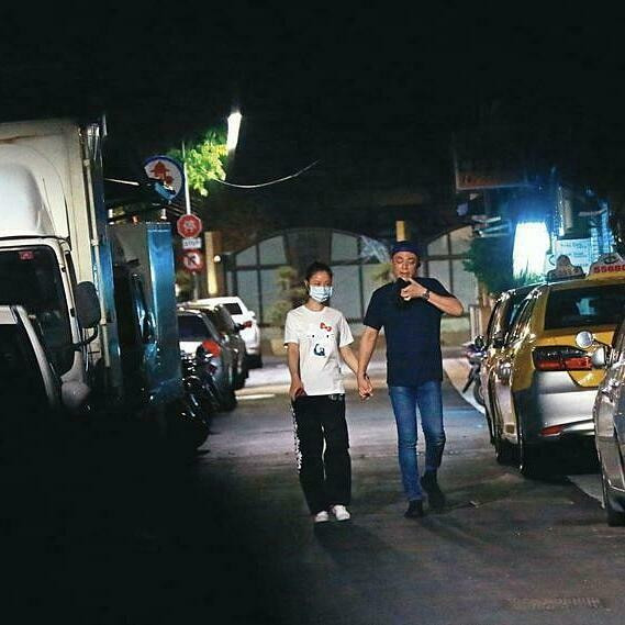 Lâm Tâm Như và Hoắc Kiến Hoa sánh đôi ngọt ngào xóa tan tin đồn ly hôn ảnh 2