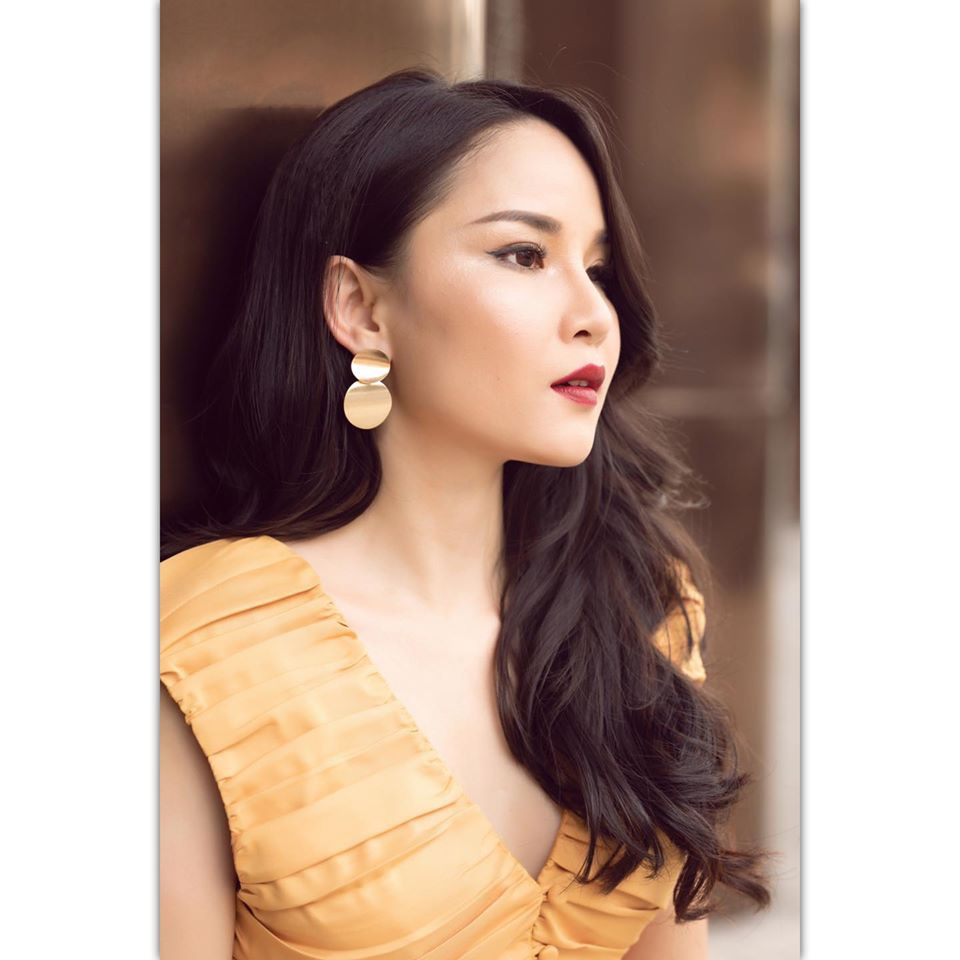 Thu Ngọc (Mây trắng) sánh đôi cùng trai trẻ sau 4 năm ly hôn? ảnh 5