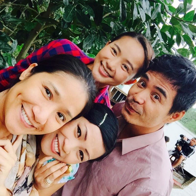 Trung Dũng - Cát Tường khóa môi nồng cháy tại sân khấu gây bất ngờ ảnh 3