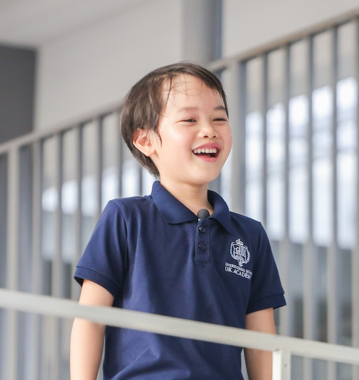 Chi Pu hạnh phúc khi được fans nhí 'tỏ tình' ảnh 1