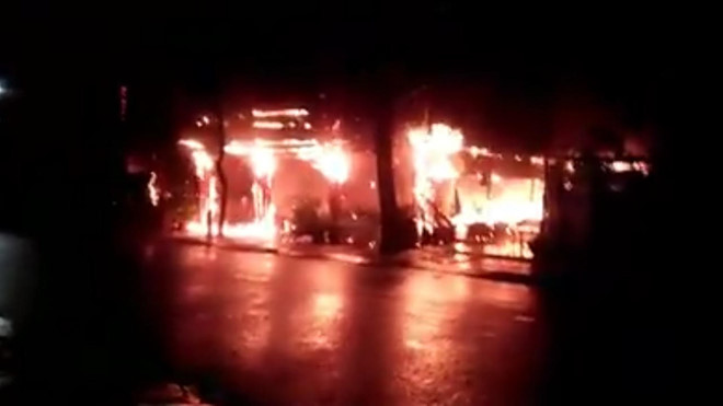 Nhà hàng của MC Nguyên Khang tại Phú Quốc cháy rụi trong biển lửa ảnh 1