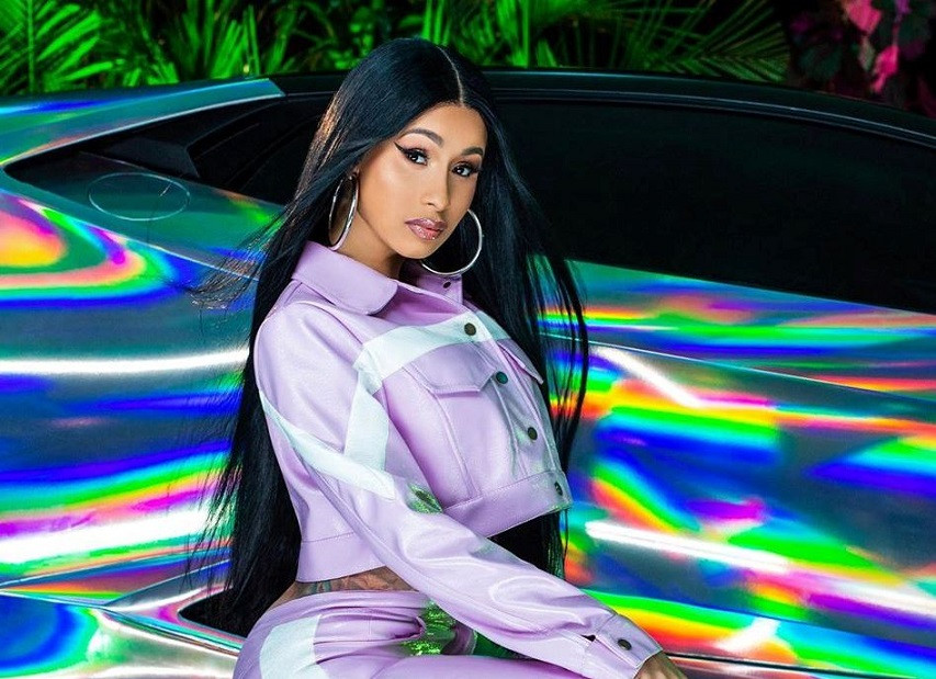 Cardi B thiết lập kỷ lục mới trên Billboard Hot 100 khiến các nữ rapper khác “nóng mặt” ảnh 2