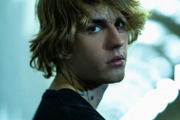 Quyết đoạn tuyệt R&B cũ kĩ, Justin Bieber cho ra mắt album mới đậm đặc chất Pop ảnh 3