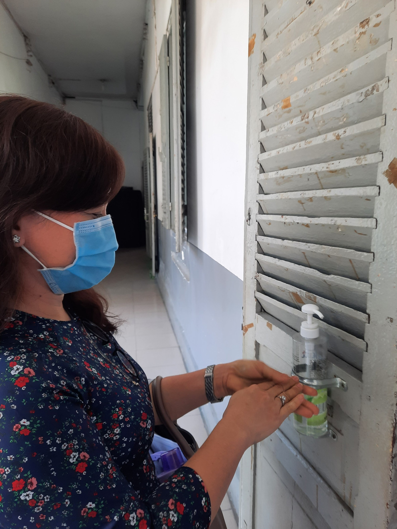 TP.HCM: 1,7 triệu học sinh quay lại trường học, chính thức chấm dứt “học kỳ online“ ảnh 2