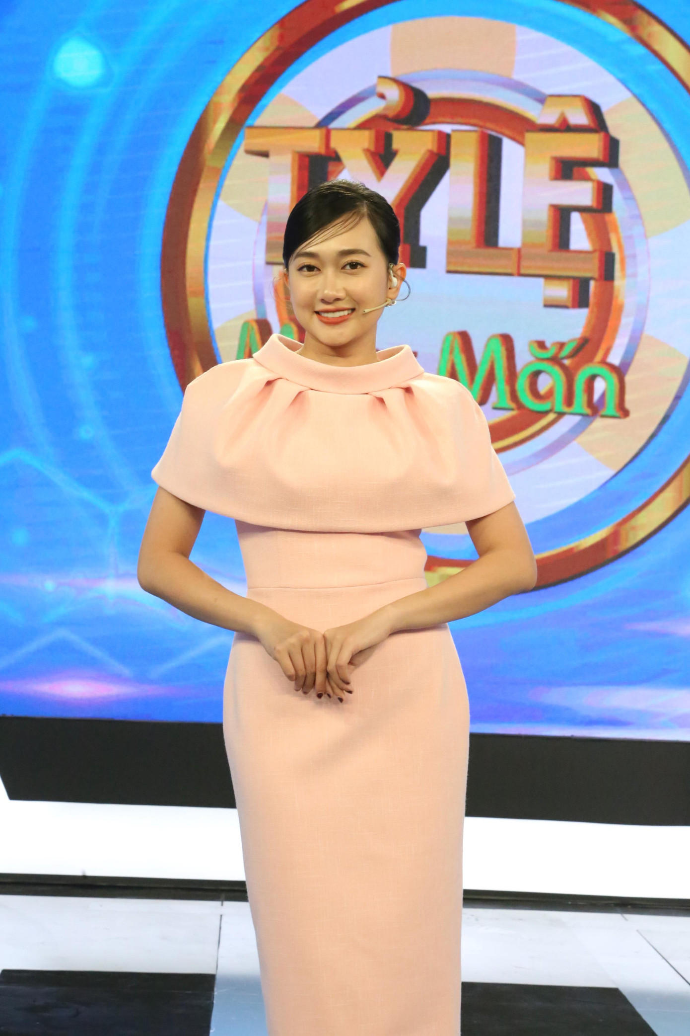 Xuân Nghị ‘cà khịa’ MC Võ Tấn Phát trên gameshow ảnh 2