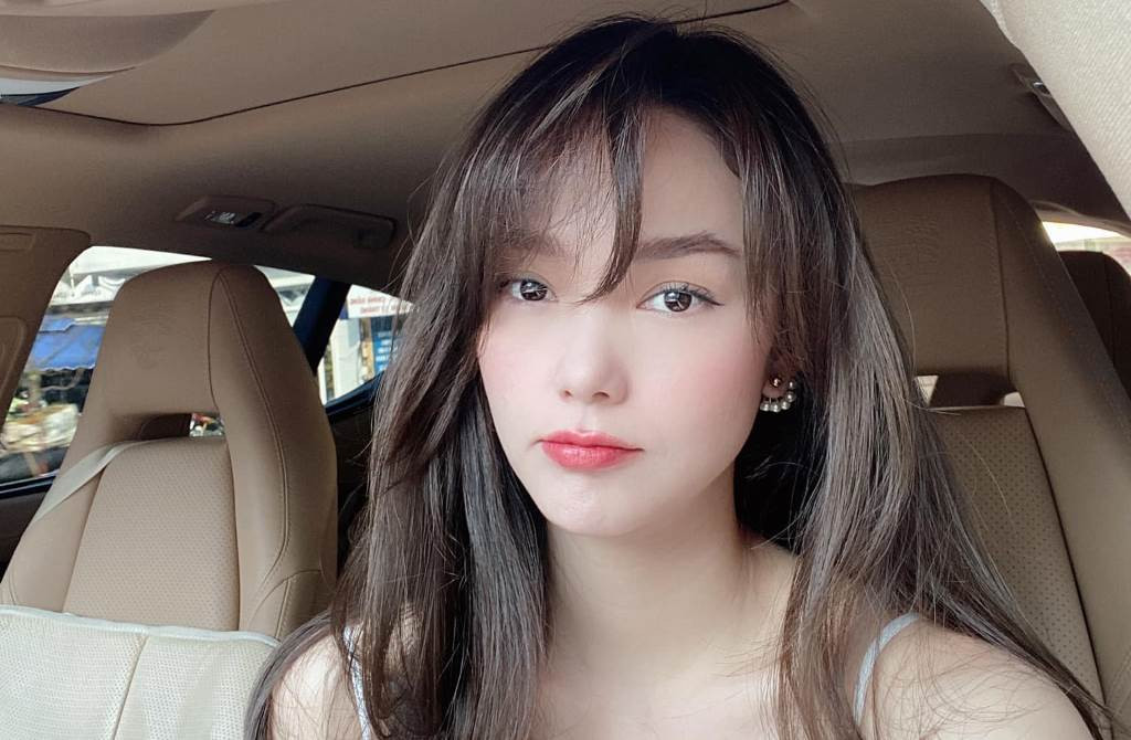 Minh Hằng bất ngờ lên báo Trung, còn được gọi là ‘nữ thần’ ảnh 2