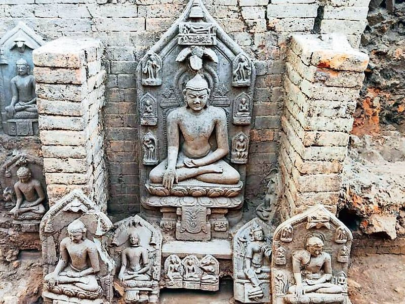 Phát hiện hàng loạt tượng Phật nghìn năm tuổi ảnh 1