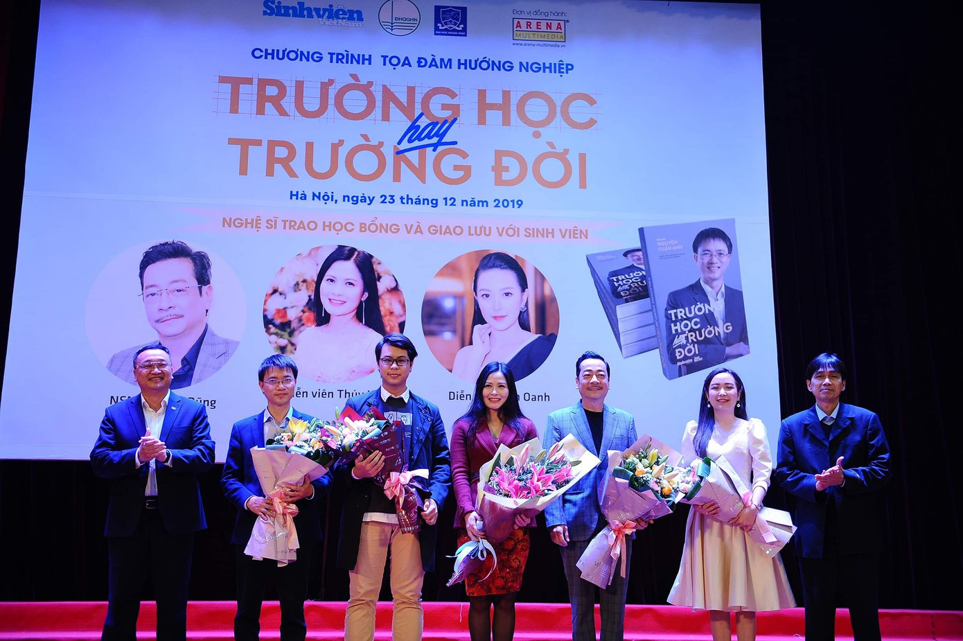 Hiệu trưởng nhiều trường đại học tiếc thương NSND Hoàng Dũng ảnh 1