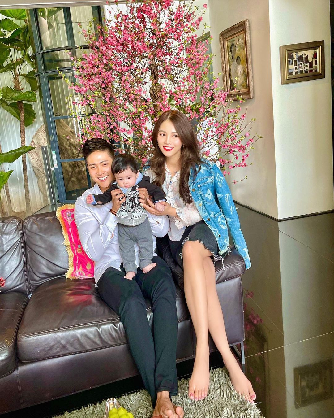 Loạt hot girl, rich kid đầu năm mới: Rạng rỡ váy xinh, khoe sương sương tiền lì xì khủng ảnh 8