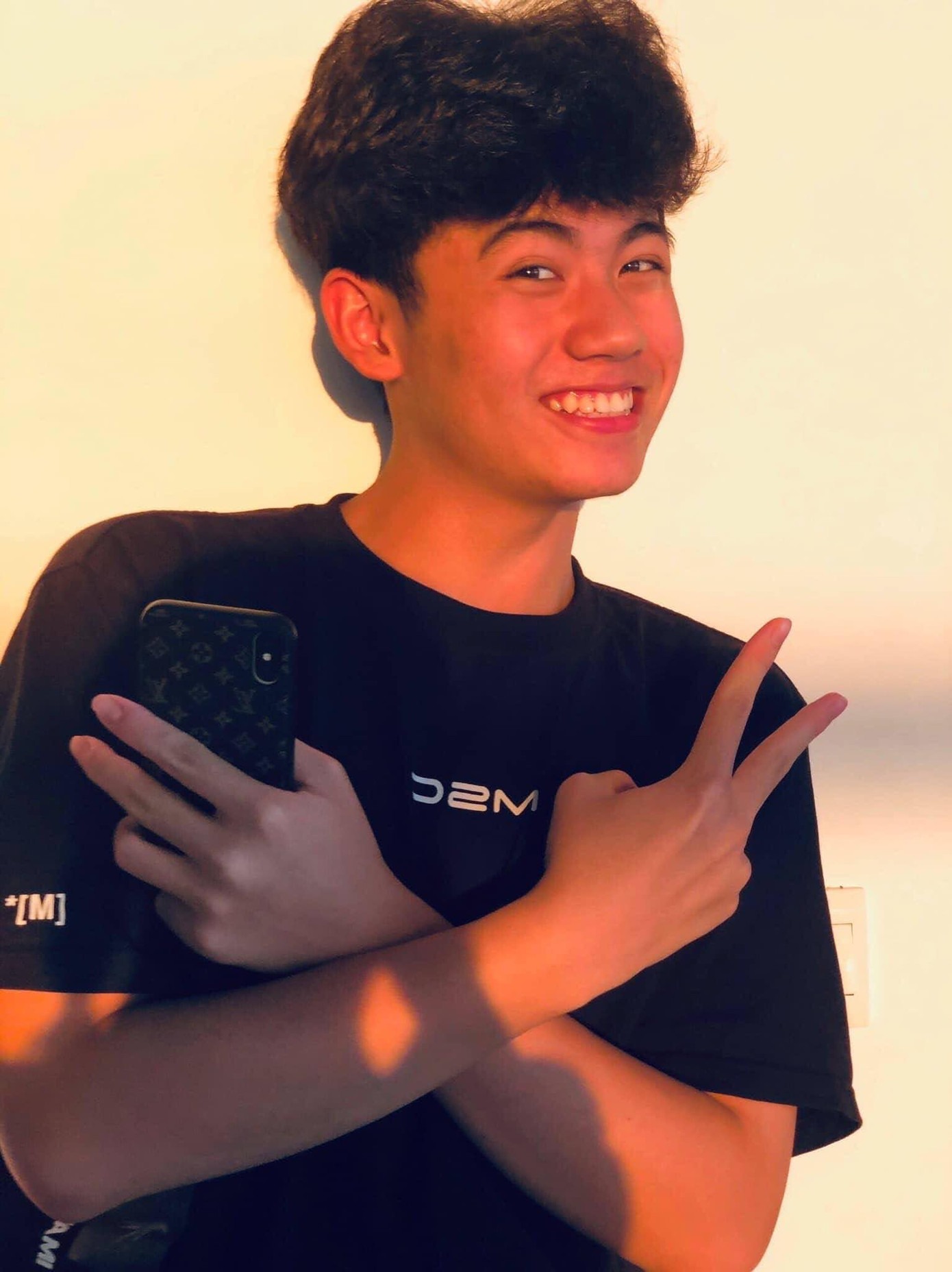 Điểm danh trai đẹp Gen Z trên TikTok: Chống chỉ định xem khi no, coi chừng bội thực! ảnh 2