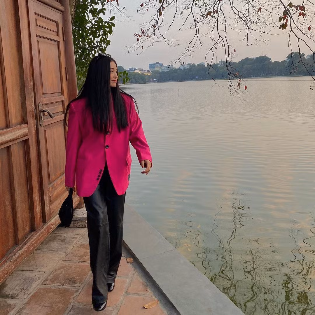 Loạt hot girl, rich kid đầu năm mới: Rạng rỡ váy xinh, khoe sương sương tiền lì xì khủng ảnh 3