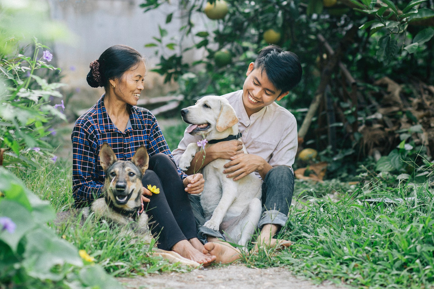 Vẻ bình yên trong Ẩm Thực Mẹ Làm Lý Tử Thất bất ngờ dành lời khen cho Ẩm Thực Mẹ Làm: Tôi thích kênh này, toàn bình yên! ảnh 1