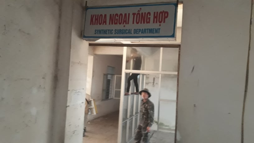 Hà Nội: Cải tạo bệnh viện bỏ hoang ở Mê Linh để phòng chống dịch Covid-19 ảnh 2